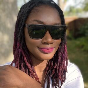 Meet your Posher, Cierra